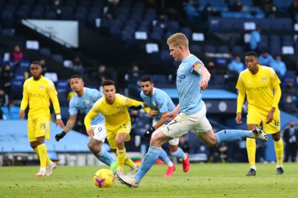  曼城七连胜登顶，德布劳内传射建功  